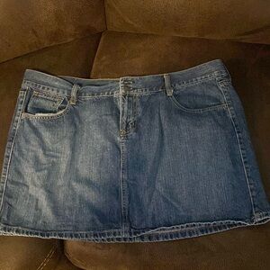 Old Navy size 16 skirt